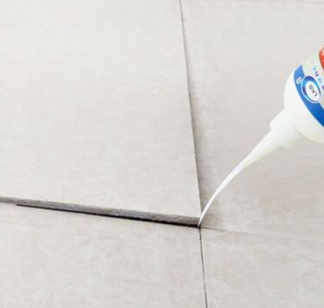 友谊瓷砖空鼓维修公司分享卫生间瓷砖脱落的原因可能有以下几点